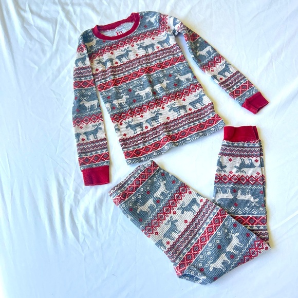 Pajamas size 4T - Picture 1 of 3